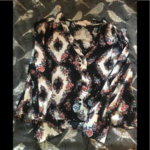 Floral cropped blouse by MNG